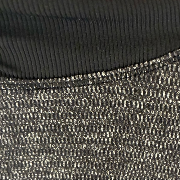 Lululemon Runderful 1/2 Zip - Picture 3 of 13